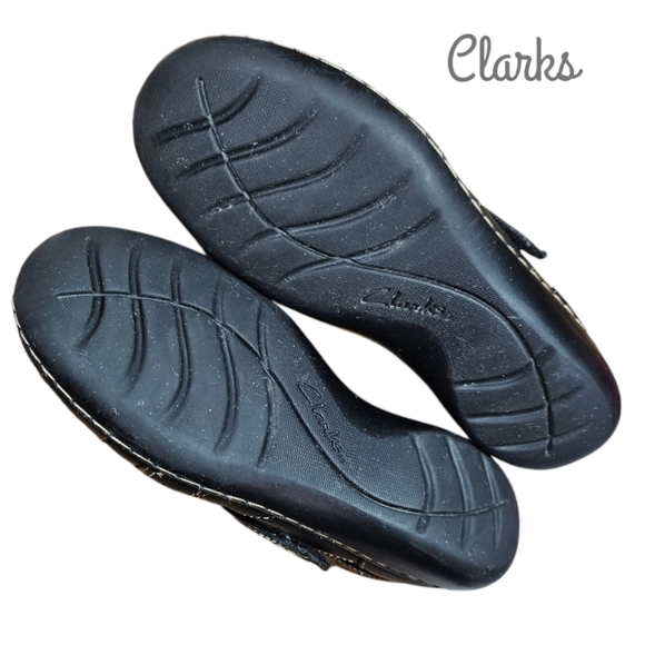 Clarks Ashland Spin Q Slip On Shoe - Picture 9 of 10